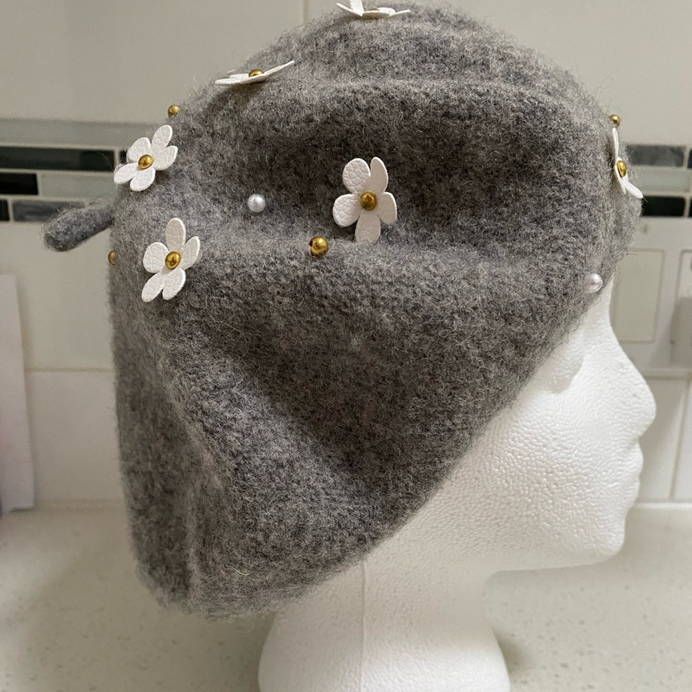 *2/$15*Beret 💯 wool